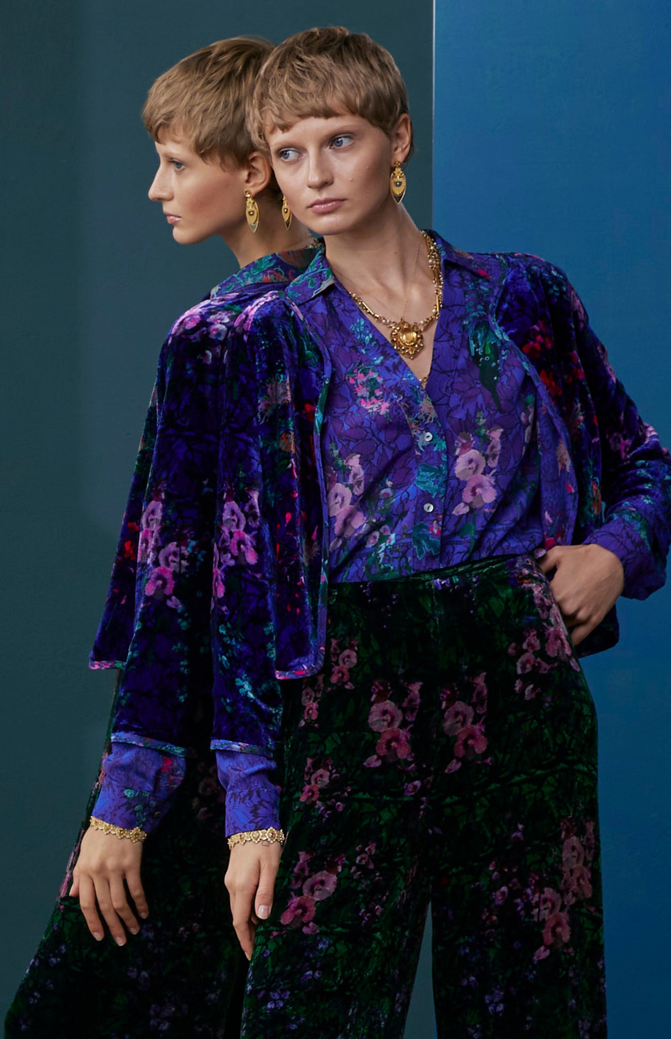 FW25-AM03 Chaqueta terciopelo estampado  " Floral sobre encaje"
