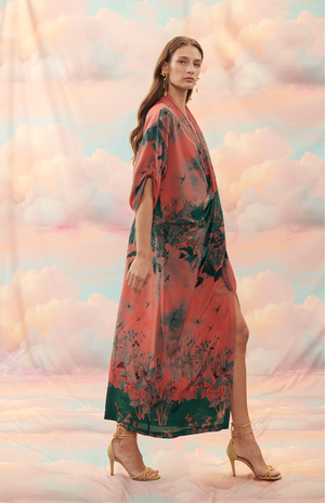 Vestido Kimono estampado "Golondrinas sobrevolando un lago"