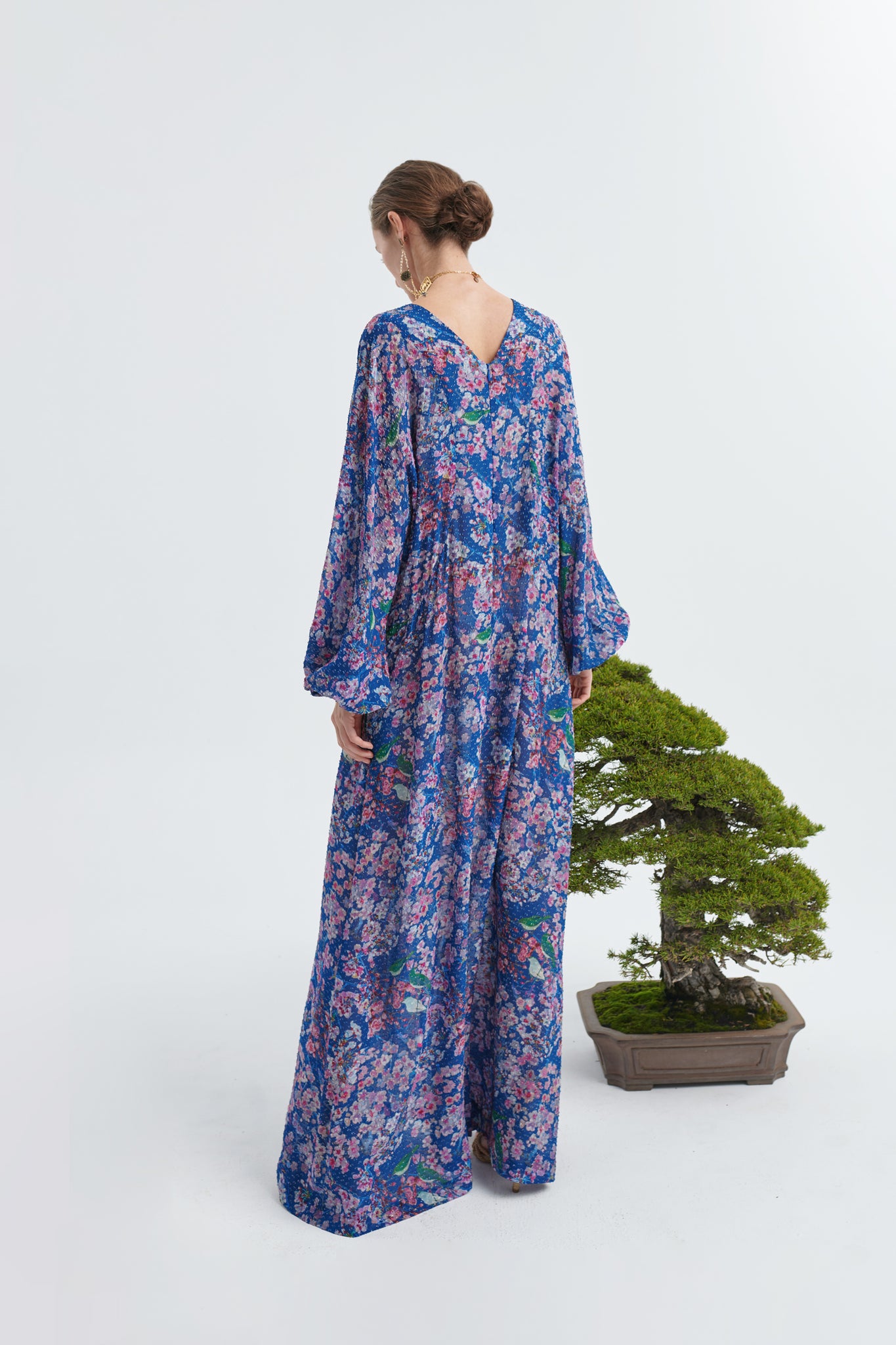 Vestido manga abullonada estampado “Flores de Cerezo y Pájaros"
